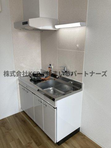 サンマリノ湯納楚のキッチン|コンパクトなキッチンで掃除もラクラク