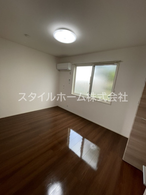 【居間・リビング】 | Ｓｔｒａｈｌ　Ａ | 別部屋写真です。