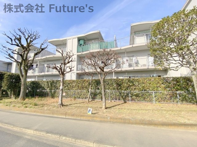 サンフィールド吉川3号棟の外観|吉川エリア・フルリノベーション物件