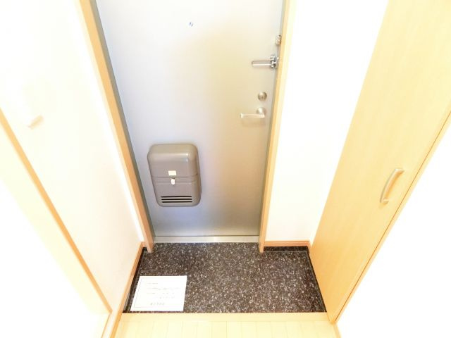 アムールＳora泉ヶ丘の玄関