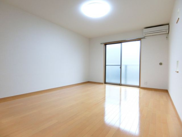 アムールＳora泉ヶ丘の居間・リビング