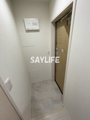 フジパレス高井田西V番館の玄関