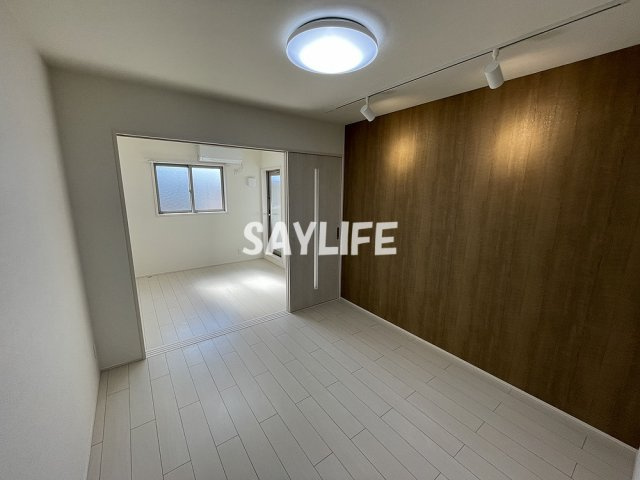 フジパレス高井田西V番館の居間・リビング