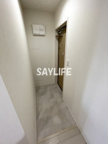 フジパレス高井田西V番館の玄関