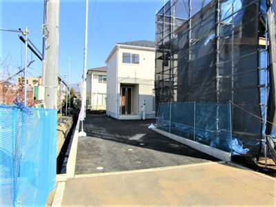 【前面道路含む現地写真】 | クレイドルガーデン山梨市小原東第2 | 前面道路含む現地写真です