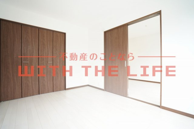 マリアージュ西牟田【10.000円キャッシュバック対象物件】の洋室|落ち着いた色調の洋室です