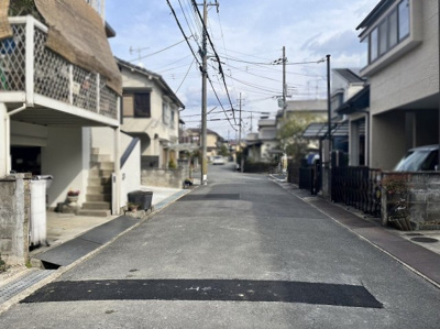 【前面道路含む現地写真】 | 城陽市平川野原2号地　新築戸建