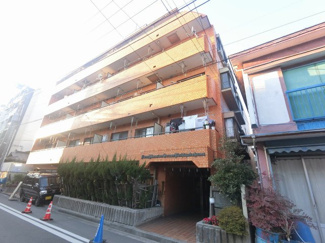 【外観】 | 総戸数３７戸、昭和５７年１１月築、管理人は日勤勤務につき管理体制良好です♪