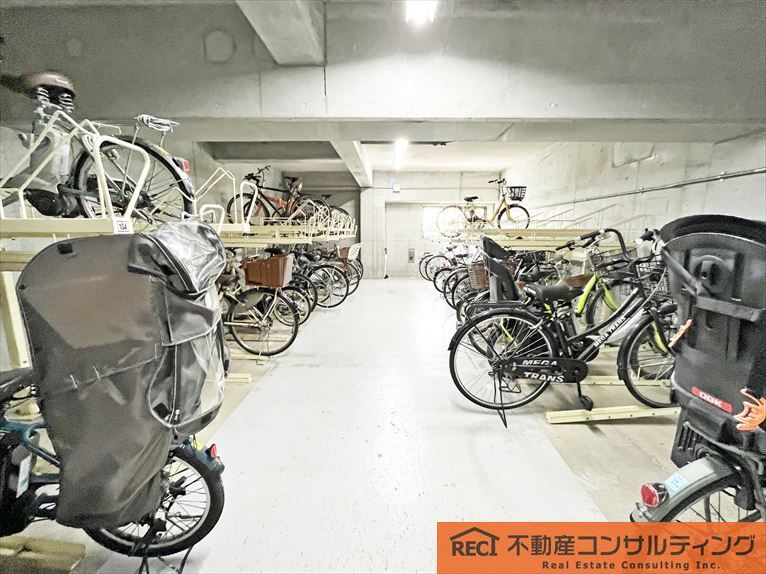 ◆◆ヴィルヌーブ王子公園◆◆の駐車場