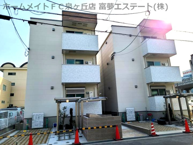 【外観】 | フジパレス鳳中町ノース | 右（サウス）左（ノース）