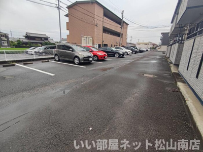 【駐車場】 | サンシャインハイツ　A棟