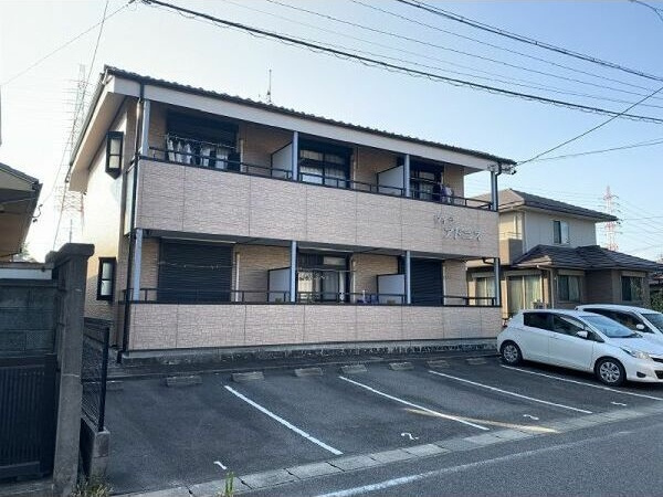 ヴィラ　アドニス　　刈谷市近郊の賃貸はクラスホーム刈谷店のバルコニー