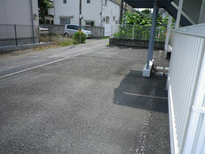 【駐車場】 | ファミーユ平山