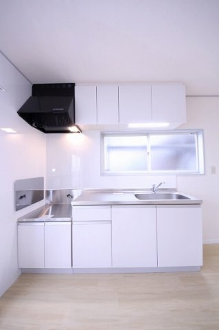 レジデンス大森　C棟のキッチン|きれいなキッチンです/同型タイプの別のお部屋のお写真です