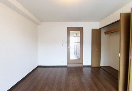 セジュールのぞみ野の収納|きれいな洋室です