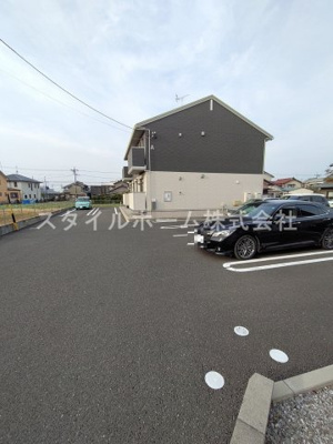 【駐車場】 | ＲＥＶＥ　Ｂ