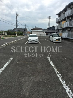 【駐車場】 | 車をお持ちの方に嬉しい駐車場付きの物件です