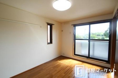 【洋室】 | マジェスティーＢ棟 | 同型タイプ