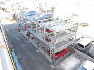 【駐車場】