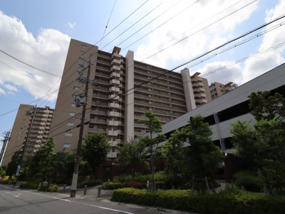 【外観】 | グリーンゲートレジデンス　ガーデンウイング | 外観もきれいです