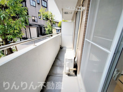 【バルコニー】 | サンセール二軒屋ウエスト | 陽当たり良好なバルコニーです