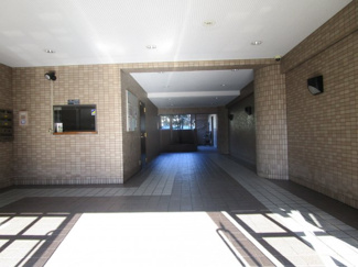 【エントランス】