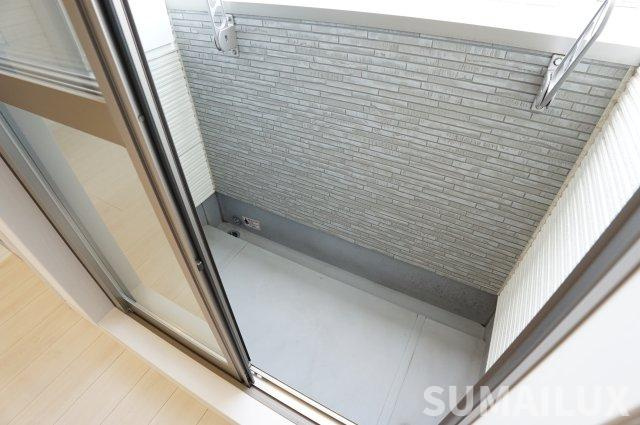 熊本市中央区琴平２丁目のアパートのバルコニー