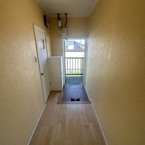 母恋北町アパートの玄関