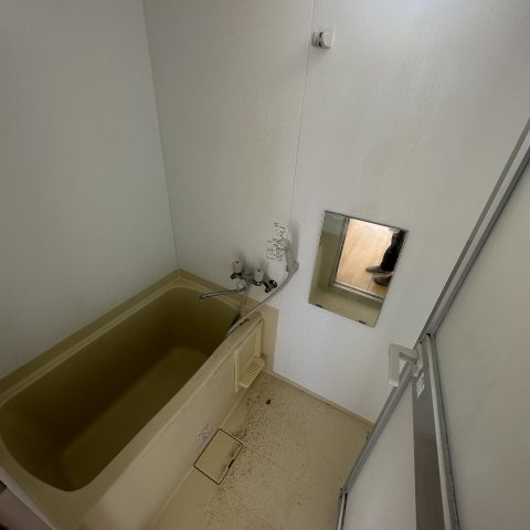 母恋北町アパートの浴室