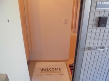 ステラカーサの玄関