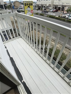 【バルコニー】 | コーポ西浦Ⅰ | 陽当たり良好なバルコニーです
同型タイプです