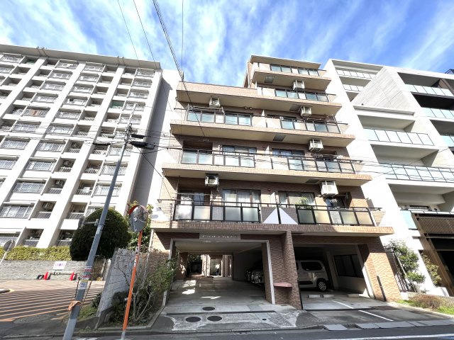 プラタスステージ門前仲町の外観|4面採光　オリジナル家具付き