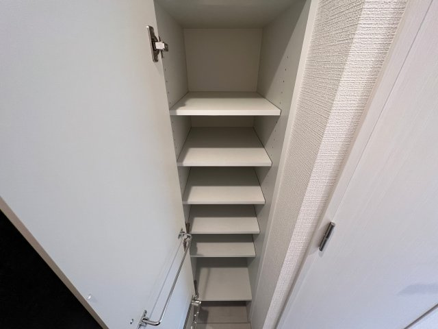 エスリード阿波座プライムコートの収納
