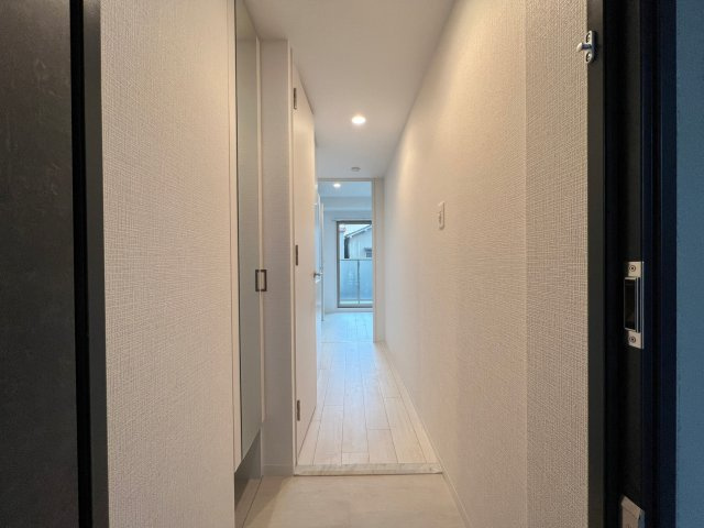 エスリード阿波座プライムコートの玄関