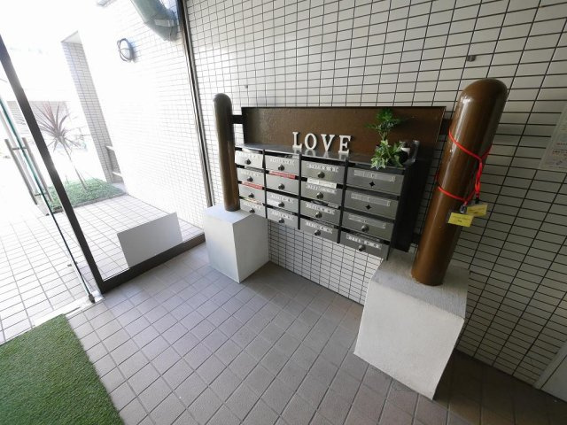 グランシャリオＳＡＴＯＨのエントランス