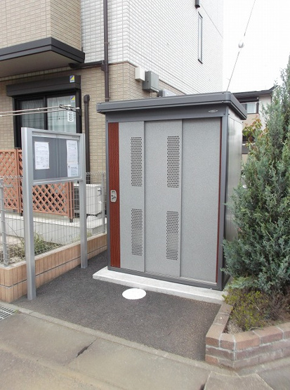【その他共用部分】 | メゾン・フルール B | 専用ゴミ捨て場
