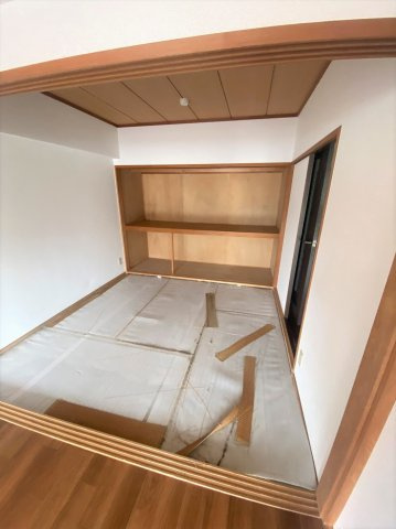 メゾンドペガサス東広島の洋室|和室を洋室にリフォーム済みです。