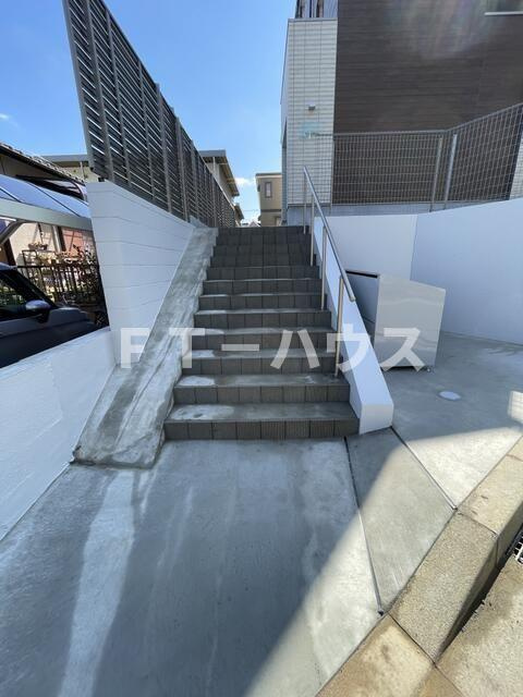 プラセル検見川のロビー