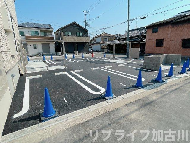 CASA dearの駐車場