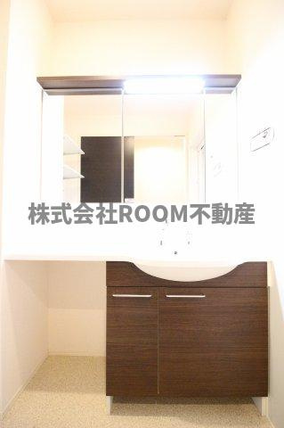アビテプレミールの独立洗面台|独立洗面化粧台が付いています