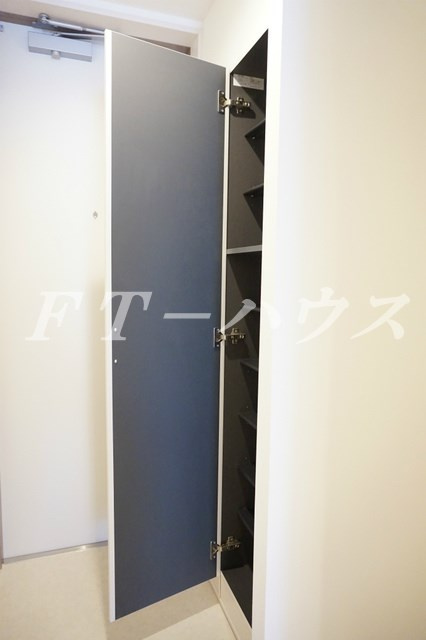 リブリ・ガバナーの収納