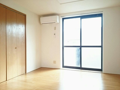 【洋室】 | ルミエールＣ