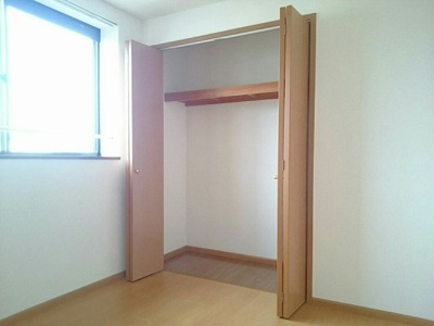 【収納】 | ルミエールＣ