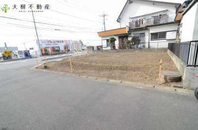 【前面道路含む現地写真】 | 海老名市泉２丁目　売地　全１区画　【仲介手数料無料】