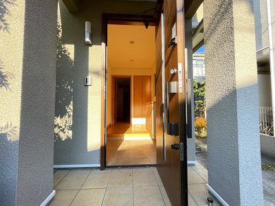 【エントランス】 | デザインコート岡本1丁目