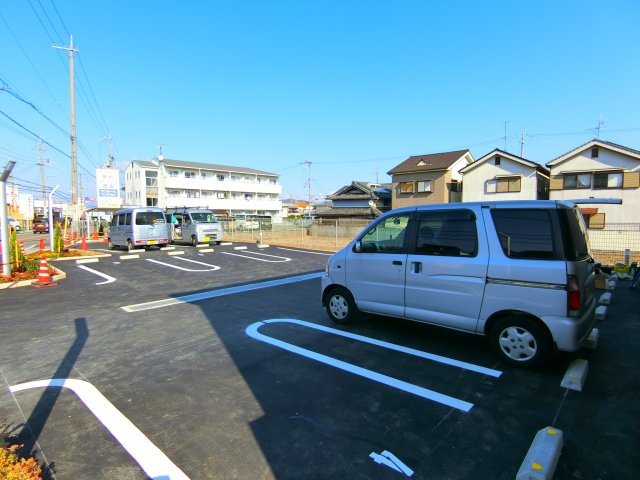 グランソレイユの駐車場