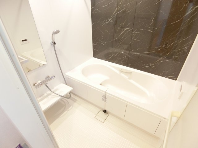 グランソレイユの浴室