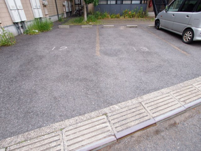 【駐車場】 | シャトミーF