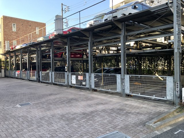 エコヴィレッジ板橋本町の駐車場