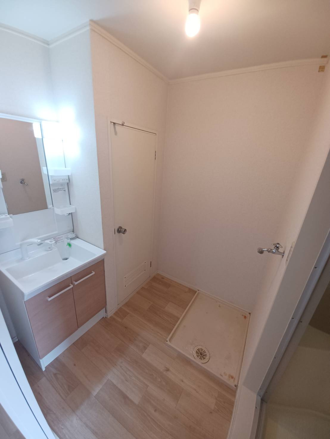 鷺内シーサイドタウンE棟の洗面所